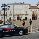 Atina – Cerca di manomettere il braccialetto elettronico per perseguitare la madre: arrestato 29enne IMG_0482